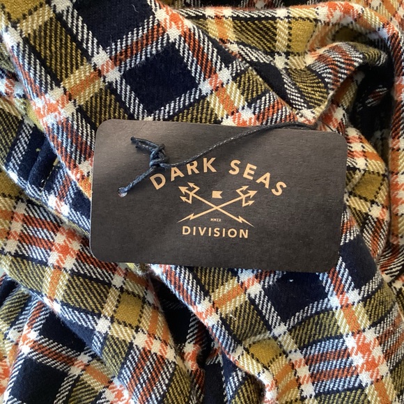 NWT Dark Seas Academy Woven Plaid Flannel Button Up Shirt - Black Combo - M - Picture 7 of 8
